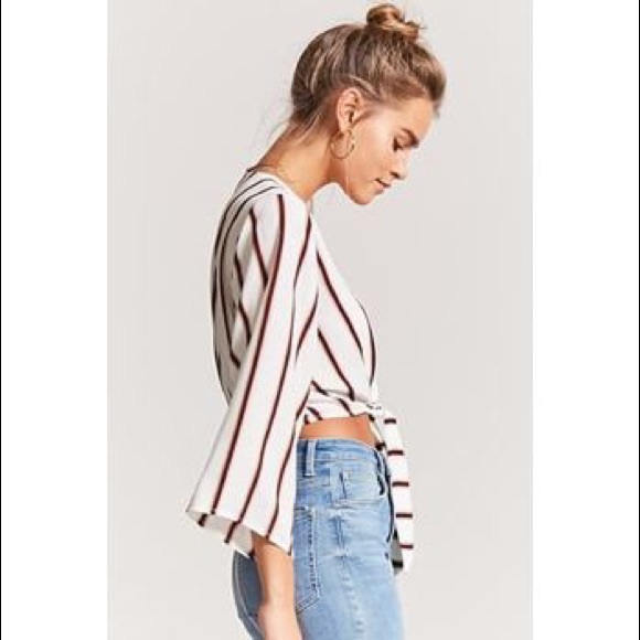 Tie front crop top - Picture 2 of 6